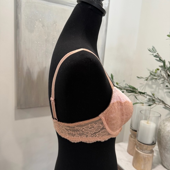 Victoria’s Secret Dream Angels Lined Demi Bra in Pink and Nude size 34D - Picture 3 of 9